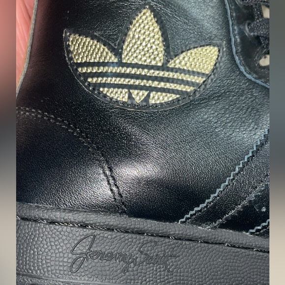 Jeremy Scott x Adidas - Picture 4 of 7